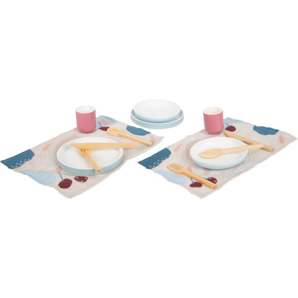 smalfoot Servicest, Tasty